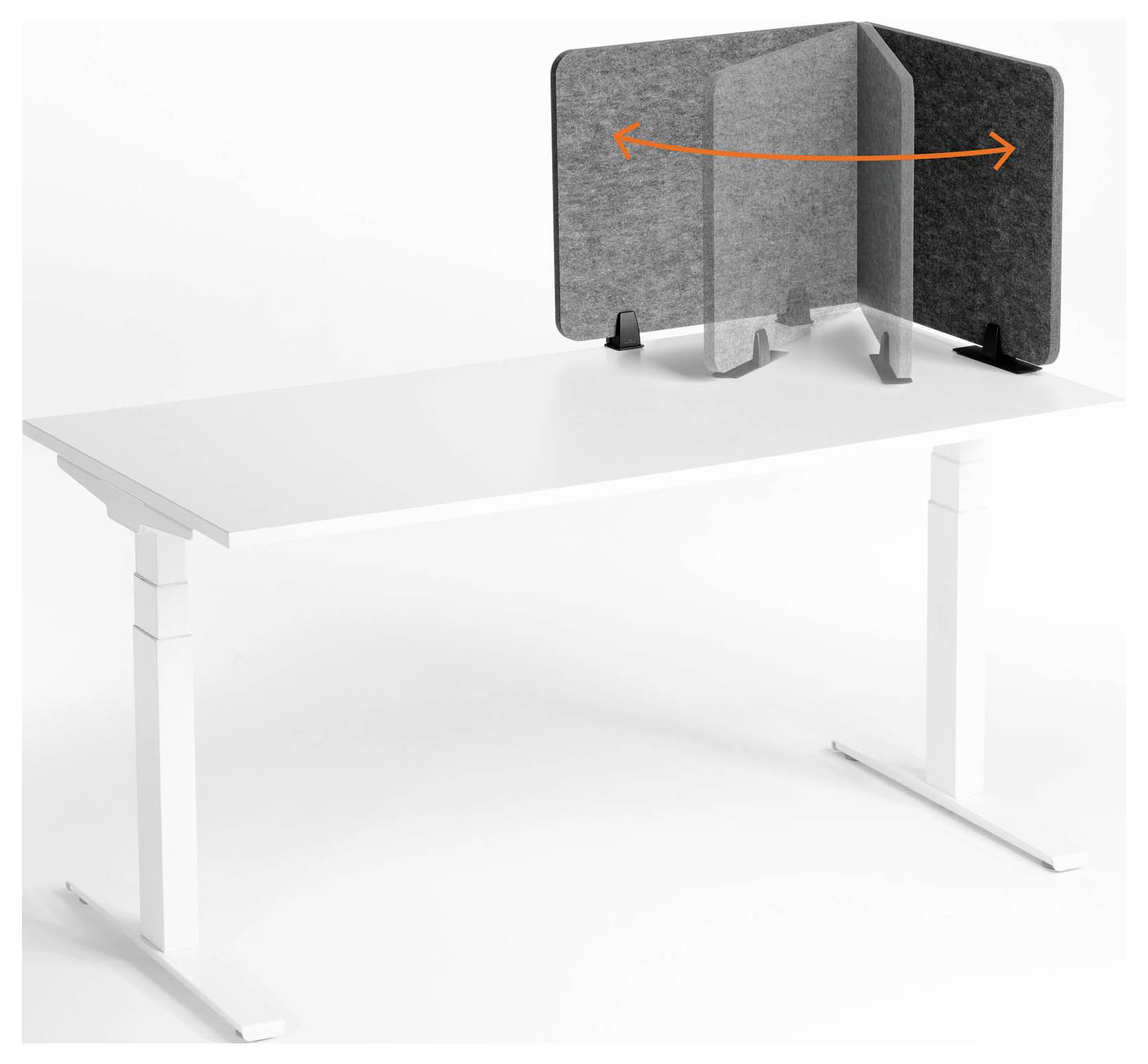 Vitt skrivbord med en grå trepanelskärm på toppen; orange pil visar att skärmen kan vikas eller vidgas över skrivbordet.