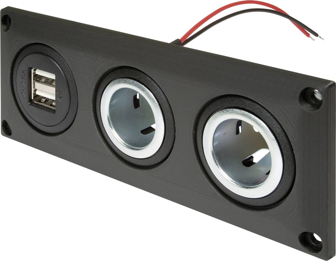 Svart panel med två USB-portar och två runda 12V-uttag, med röda och svarta strömkablar anslutna.