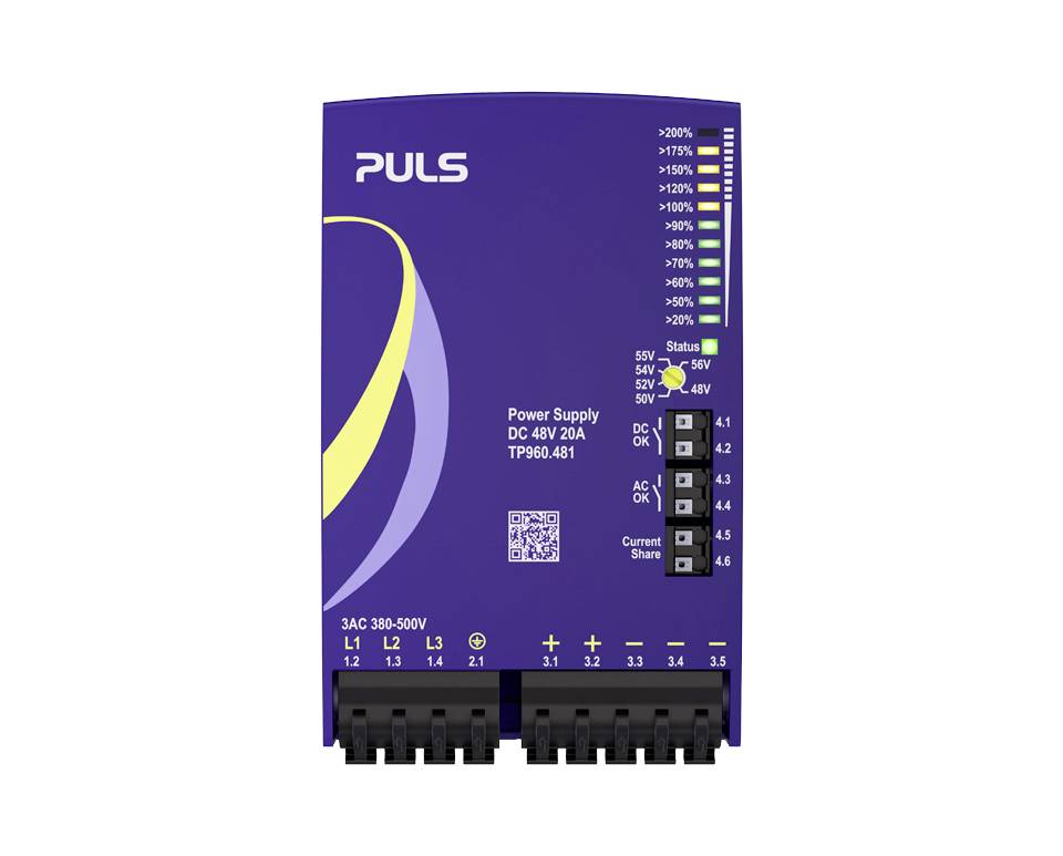 Frontvy av en PULS DC 48V 20A strömförsörjningsmodul med status-LED:er, utgångsterminaler och en QR-kod.
