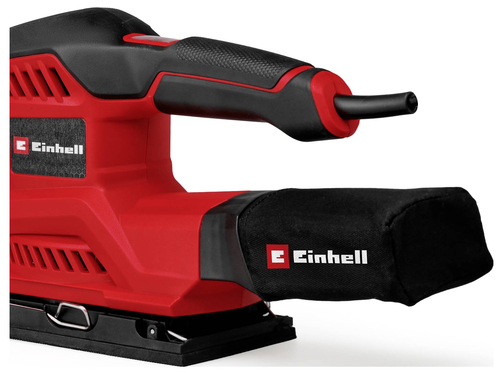 Röd och svart Einhell elektrisk slipmaskin med framhandtag och dammsäck på vit bakgrund.