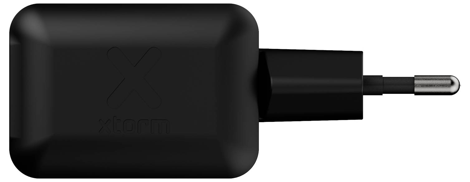 Svart Xiaomi väggkontakt med tvåpinig europisk kontakt och USB-A-utgångsport.