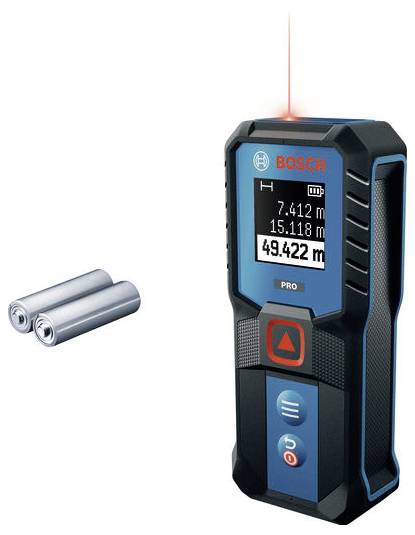 Bosch lasermätare som projicerar en röd laserlinje, visas tillsammans med två batterier bredvid den.