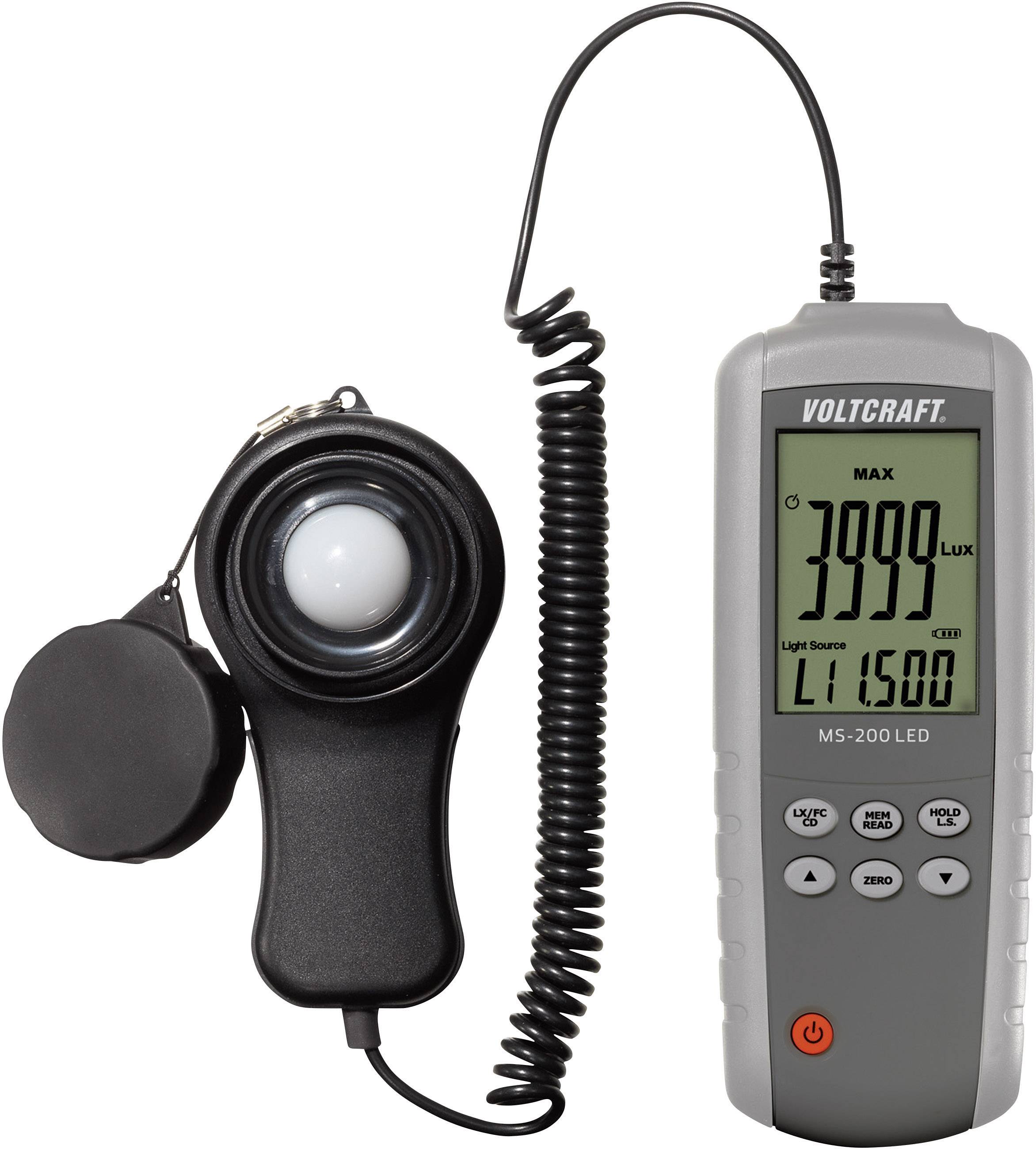 Luxmeter för mätning av belysningsstyrka. Display visar '3999 Lux'. Innehåller sensor med skydd och digital displayenhet med kabel.