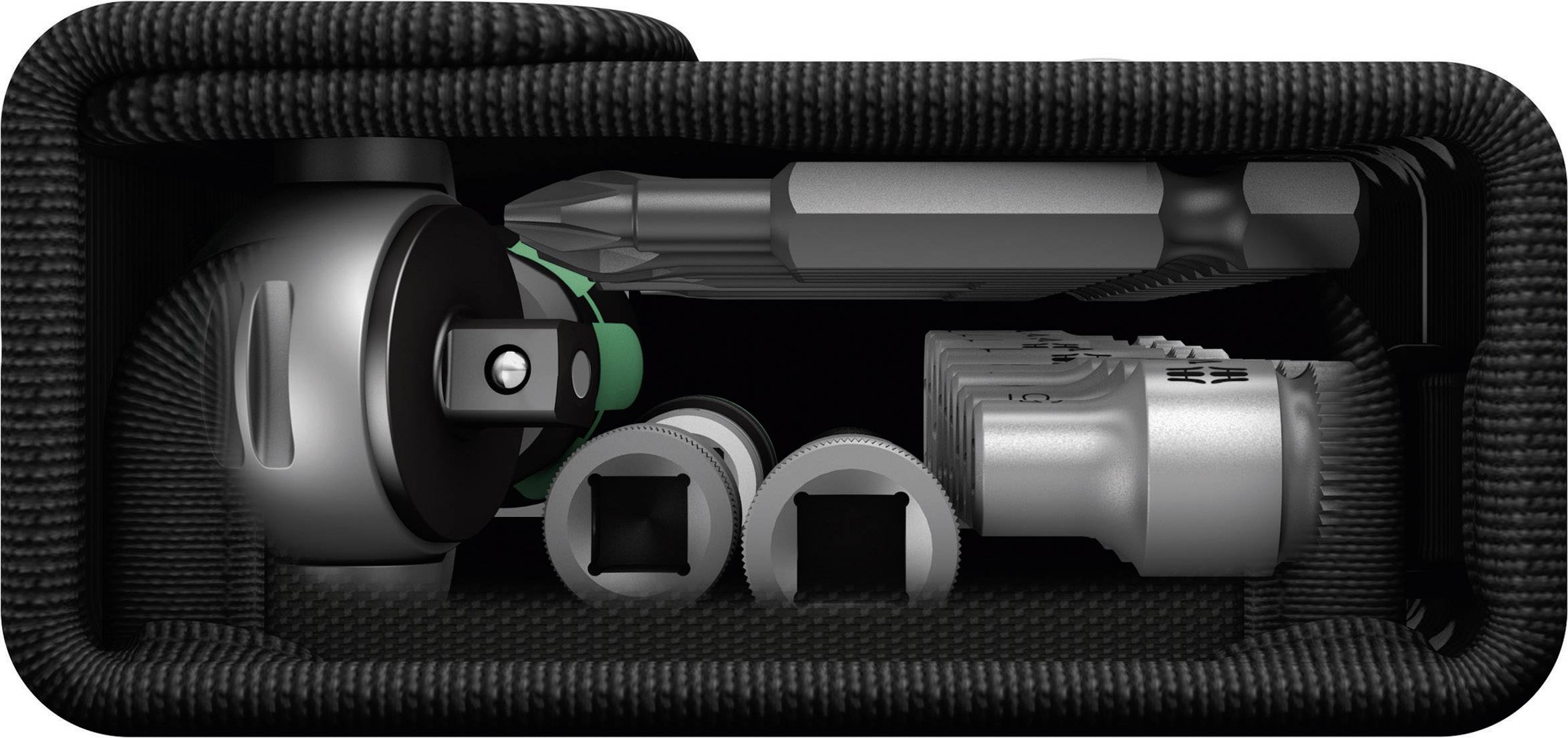 Ett öppet etui visar verktyg: två insexnycklar, skruvmejselinsats och skruvmejsel med spärrhandtag. Kompakt förvarade för enkel åtkomst.