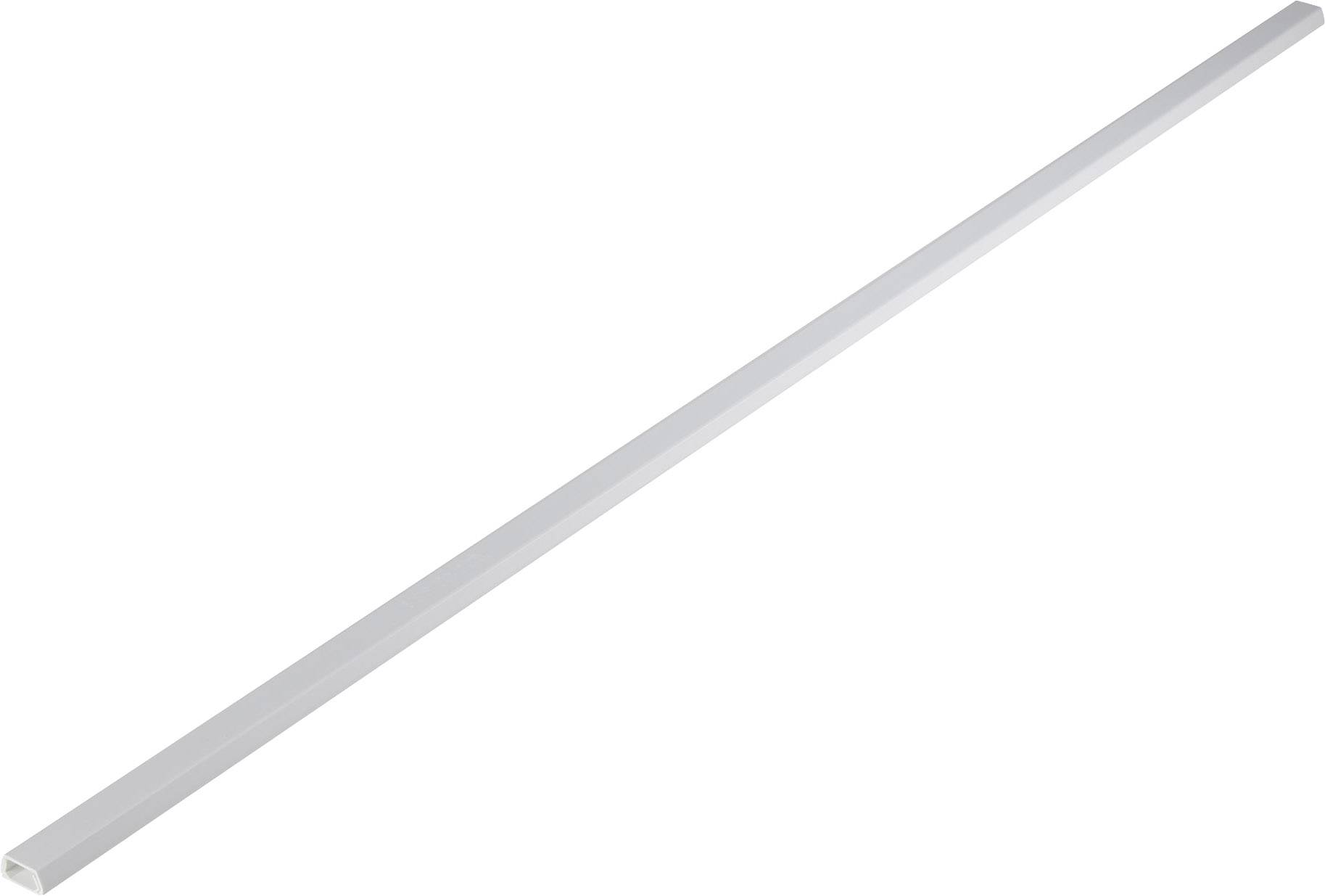 Ett långt, vitt plastmunstycke placerat diagonalt mot en vit bakgrund.