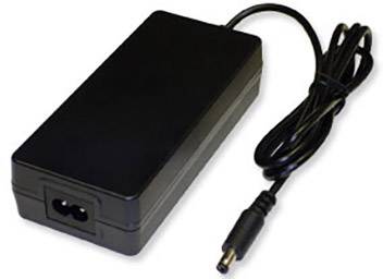 Svart laptopladdare med kabel och likströmskontakt, lämplig för anslutning till en bärbar dator eller liknande enhet.