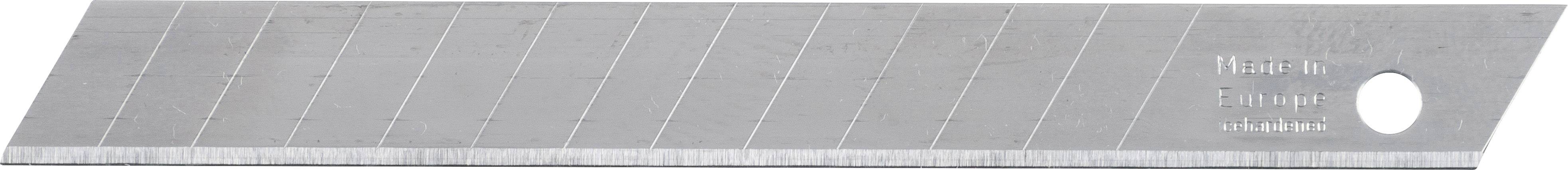 Silvrig cutterkniv i närbild med trapetsformat design och flera segment, lämplig för skärning av material.