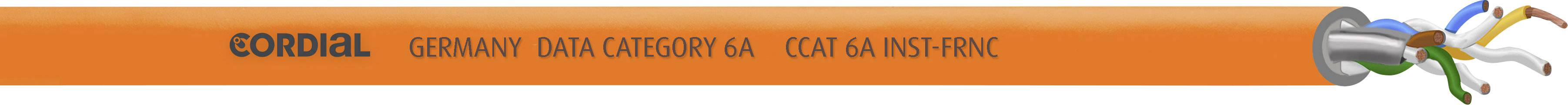 Orange kabel med texten 'Cordial', 'Germany', 'Data Cable Cat. 6A', 'CCA 10.3 10.3 PNF', visar öppna kabeländar.