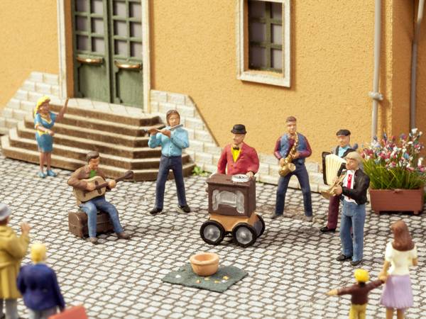 NOCH N Gatumusiker Monteringsklar modul, Ljudscen