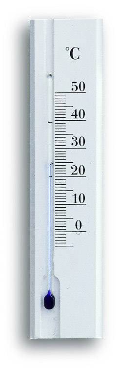 Utetermometern visar en temperatur på cirka 9 grader Celsius.