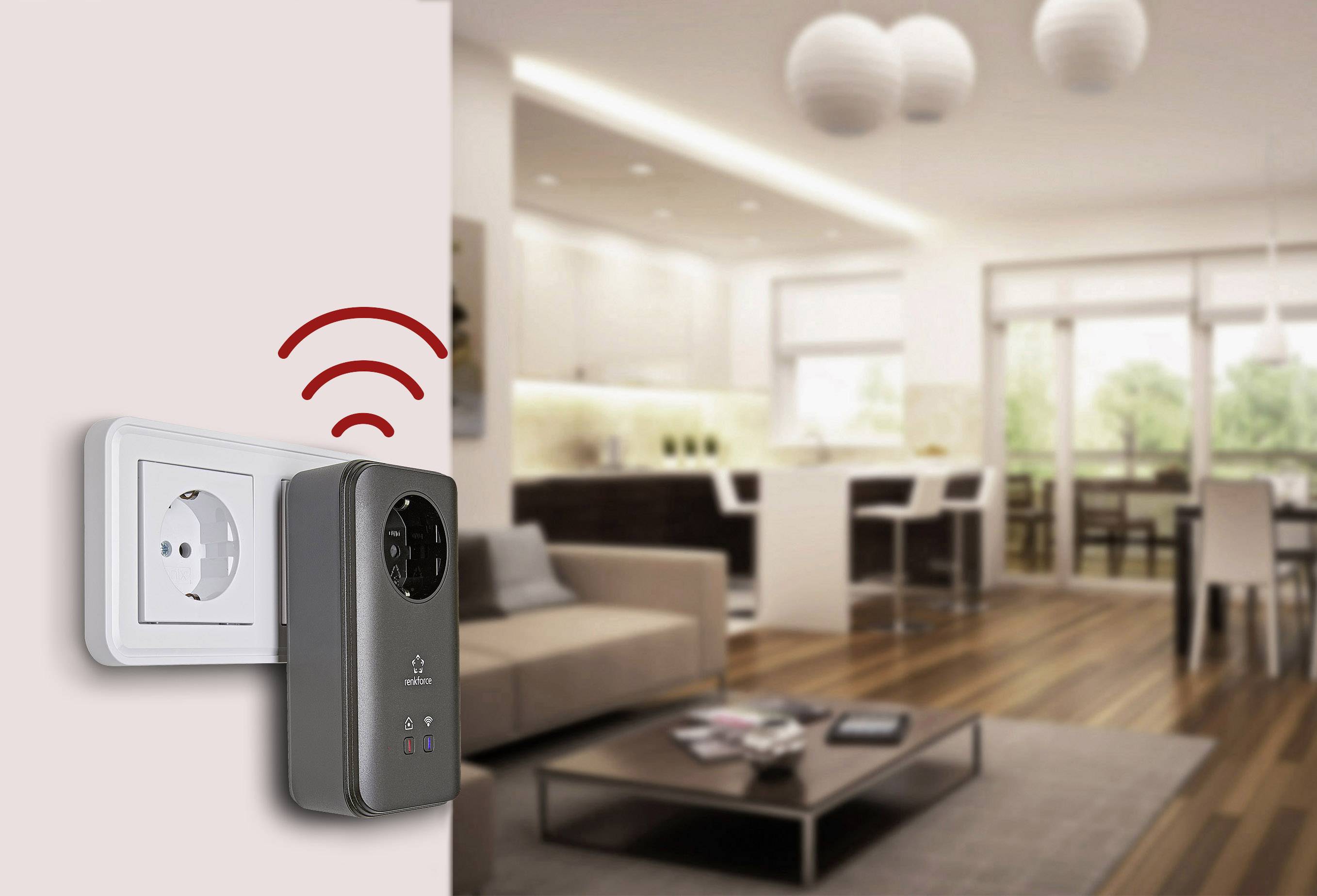 Intelligent uttag i väggskåp; sänder WLAN-signaler. Modernt inrett vardagsrum med soffa och köksavdelning i bakgrunden.