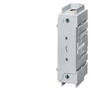 En grå-vit elektrisk strömbrytare med "N"-märkning på framsidan, avsedd för säkringselektriken i en elkopplingsbox.