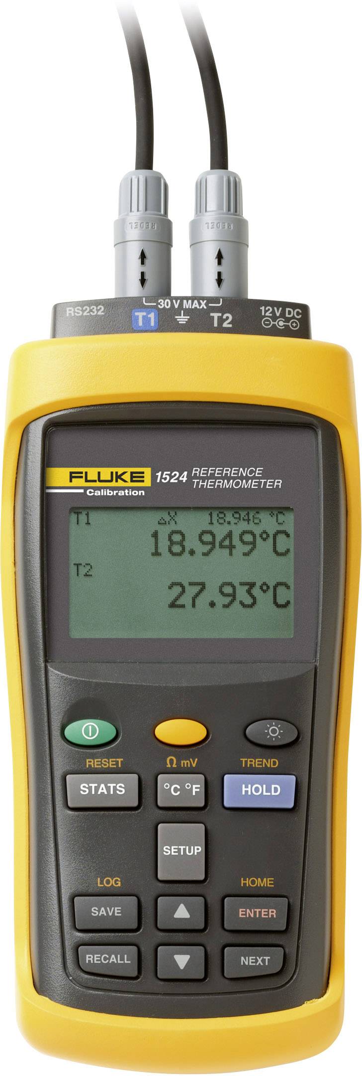 Ett digitalt referenstermometer med två sondanslutningar, visar temperaturer på 18,949°C och 27,93°C på displayen.