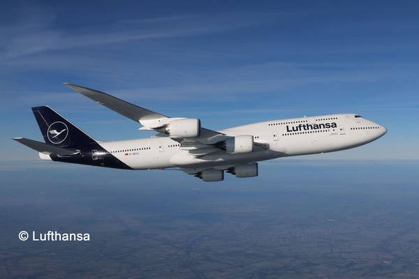 Revell 03891 Boeing 747-8 Lufthansa "New Livery" Flygmodell byggsats 1:144