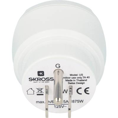 Reseadapter med två platta stift, lämplig för US-kontakter. Märkt 'SKROSS', passar för 125V, maximalt 6A, 1875W.