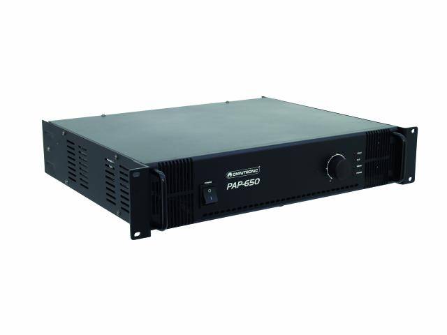 En svart lackerad audioförstärkare, modell PAP-650, i 19-tums rackmonterat hölje, med manöverknapp och ventilationsspringor.