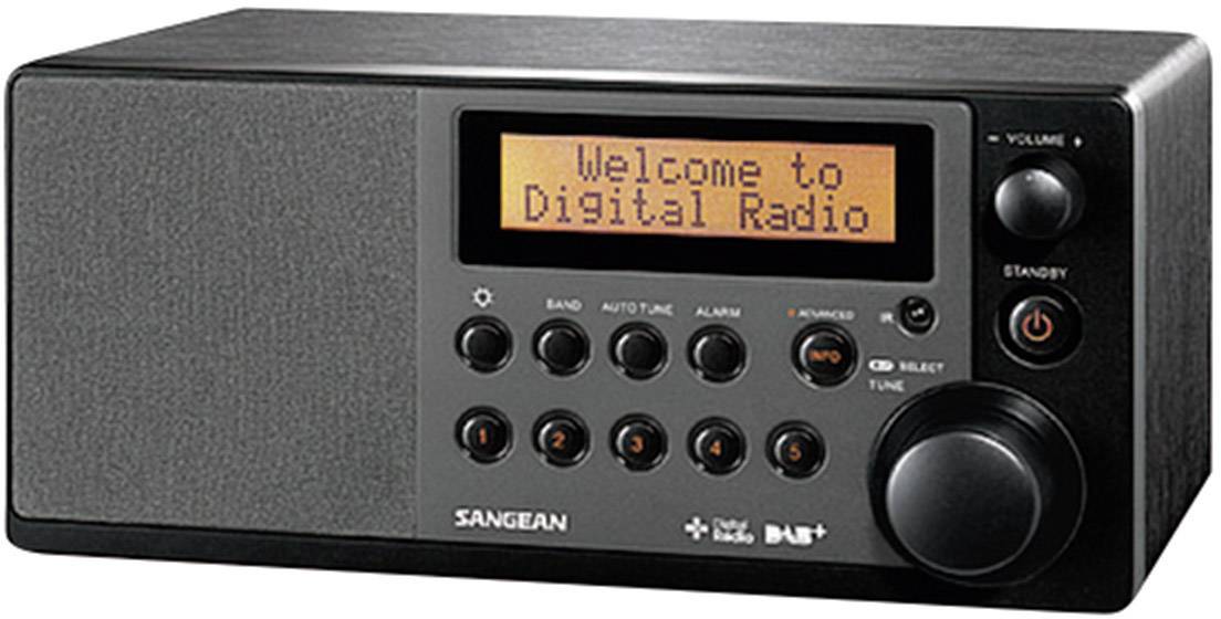 En svart digitalradio med display visar meddelandet 'Welcome to Digital Radio'. Flera knappar och en volymkontroll syns.