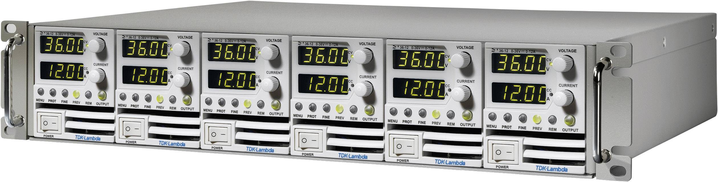 Ett rack med sex identiska strömförsörjningsenheter. Varje enhet visar '36,00' volt och '12,00' ampere på digitala displayer på framsidan.