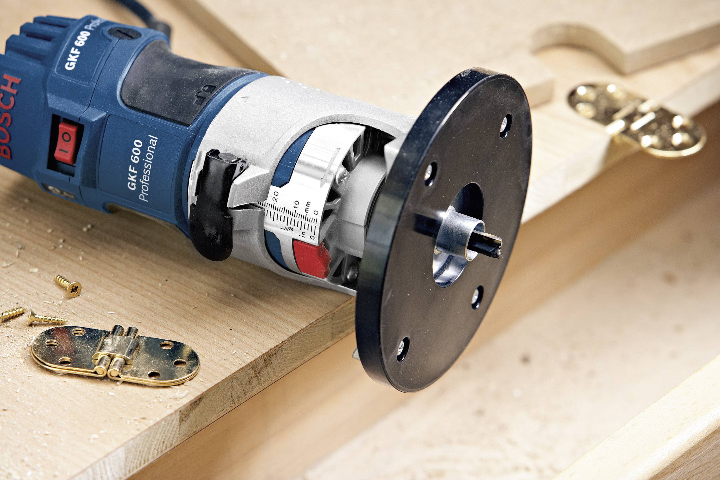 Bosch Professional Kantfräs 060160A102 GKF 600 L-Boxx-3