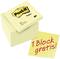 En hög med gula post-it-block, bredvid ett enskilt ark med röd text: '1 block på köpet!'.