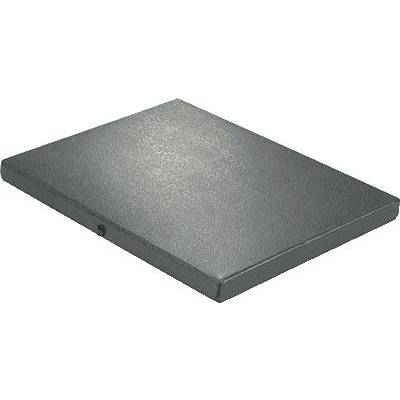 En flat rektangulär platta med slät, metallisk yta.