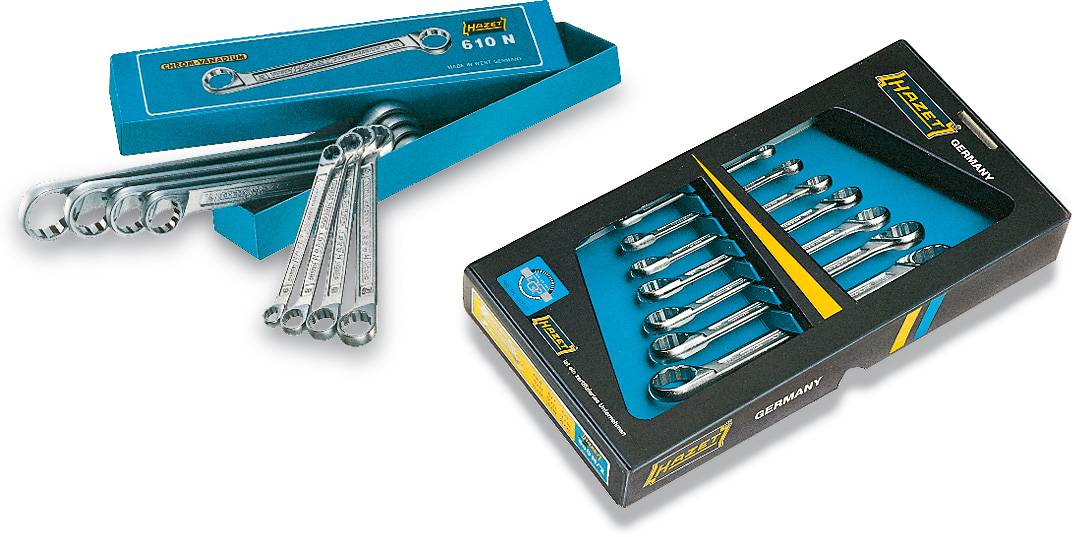 Två set av ringnycklar i blå och svarta förpackningar. Märkta 'Horext Germany'. Antalet verktyg varierar.