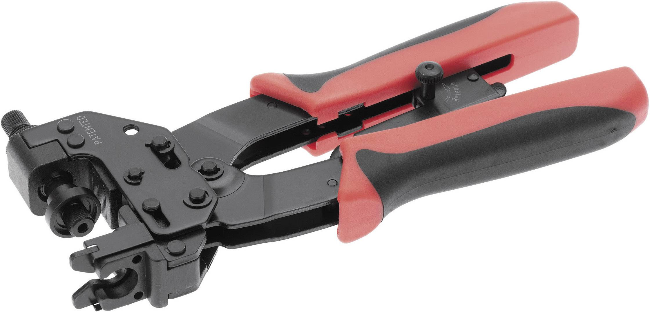 En crimptång med svarta och röda handtag för att ansluta kablar genom kabelskarvning.