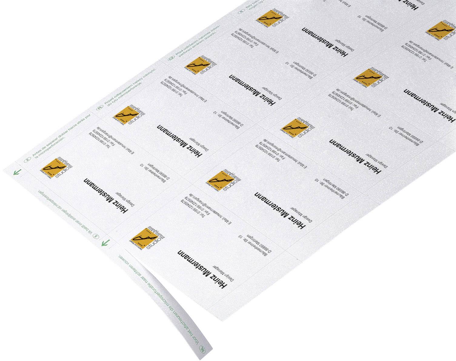 En frimärksbana med 10 Euro-paketmärken visar en orange symbol med ett paket och en pil, används för posttjänster.