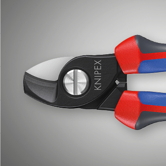 En højtydende tang med lange, ergonomiske håndtag og et robust skærehoved, designet til at skære tykke kabler eller reb.