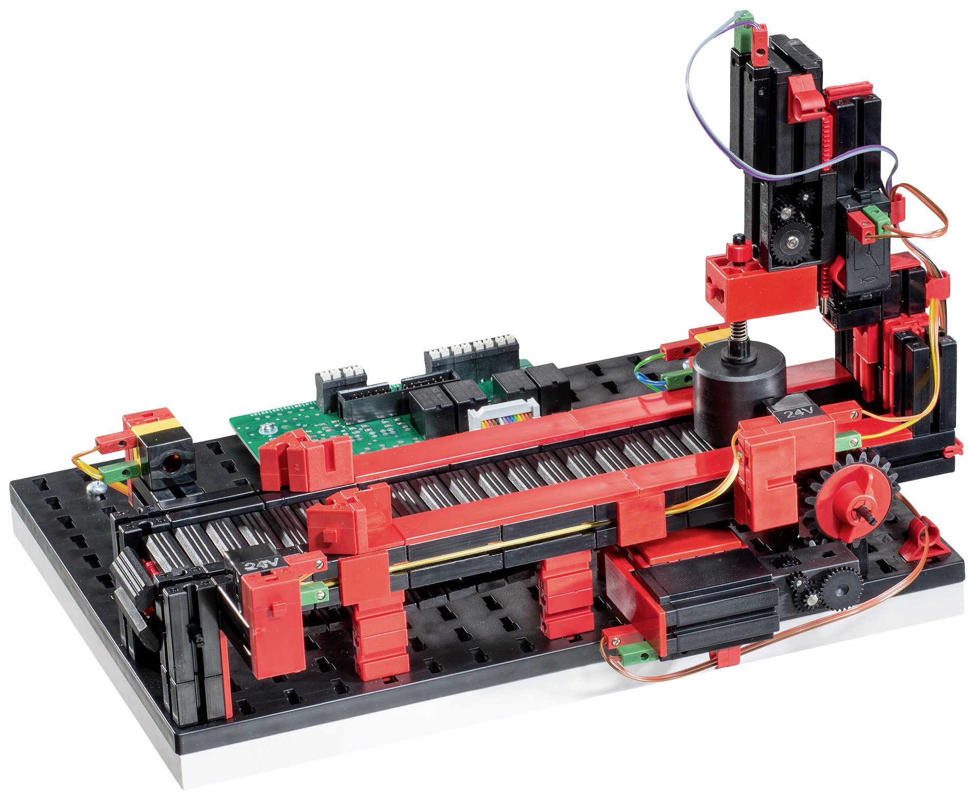 Stanzmaschine mit Transportband