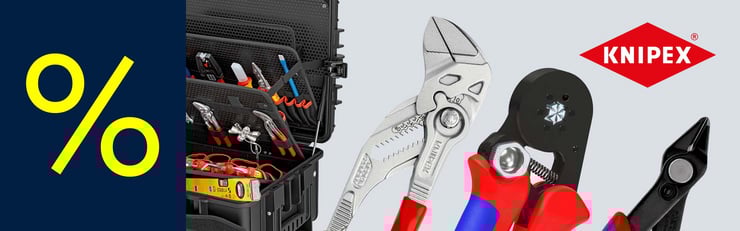 Verschiedene KNIPEX-Werkzeuge wie Zangen und Crimpwerkzeuge neben einem geöffneten Werkzeugkoffer, begleitet von einem gelben Prozentzeichen.