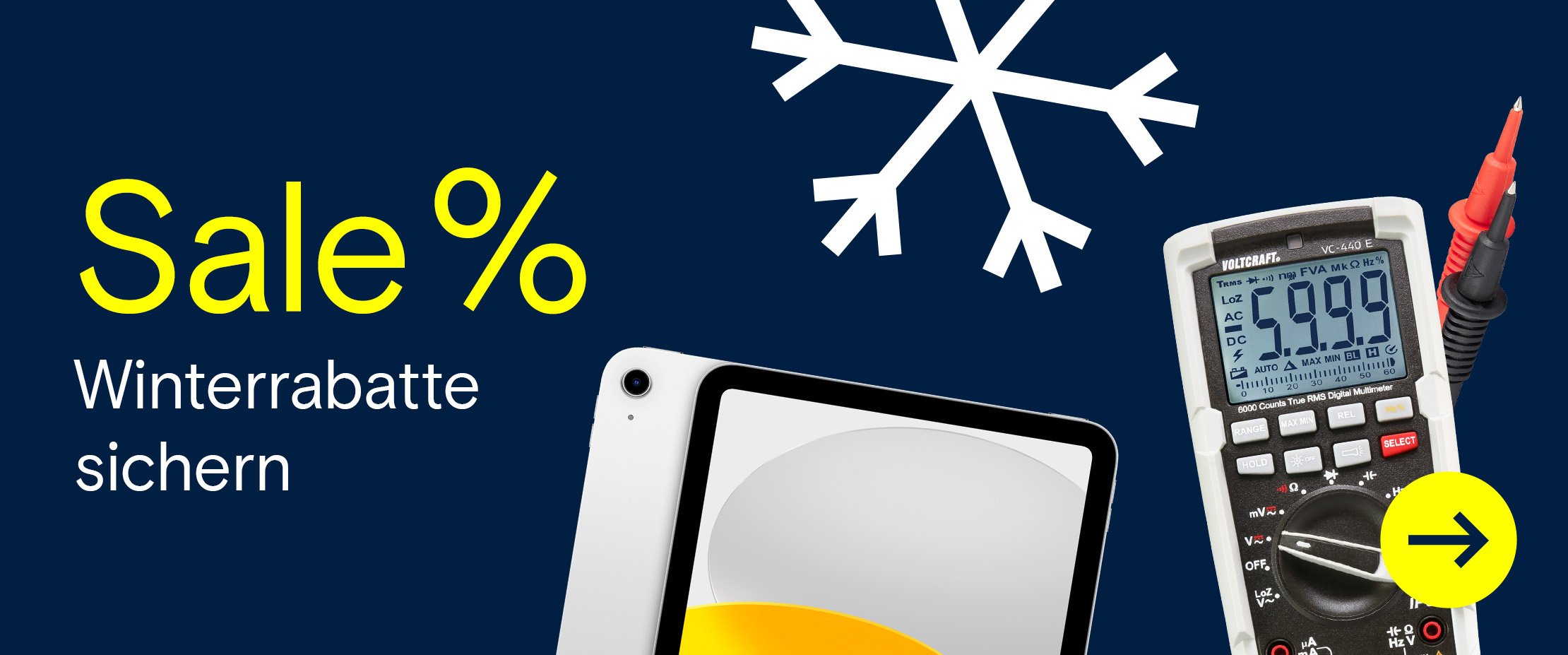 Werbebanner mit der Aufschrift „Sale % – Winterrabatte sichern“, einer Schneeflocke sowie einem Tablet und einem digitalen Multimeter auf blauem Hintergrund.