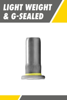 Das Bild zeigt eine einzelne, silberne Light Weight & G-Sealed-Blindnietmutter, die senkrecht ausgerichtet ist, mit dem Wort "LIGHT WEIGHT & G-SEALED" im oberen Bereich.