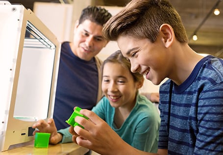 3D-Drucker mit Schülern