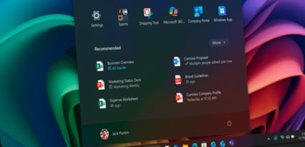 Screenshot des geöffneten Windows-Startmenüs mit verschiedenen App-Symbolen und einer Liste empfohlener Dokumente vor einem farbenfrohen, abstrakten Hintergrund.