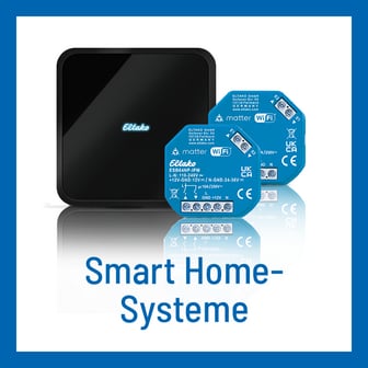 Eine Produktgrafik vor weißem Hintergrund mit blauem Rahmen, die eine quadratische schwarze Gateway-Box mit leuchtendem Eltako-Schriftzug und zwei davor stehende, blaue sechseckige matter- und Wi-Fi-Funk-Aktoren zeigt, darunter steht in blauer Schrift die Bezeichnung „Smart Home-Systeme".