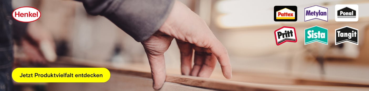  Ein Mann drückt auf ein Holzbrett. Oben links ist das rote, ovale Henkel-Logo zu sehen. Oben rechts sind Logos für Pattex, Metylan und Ponal abgebildet. Darunter befinden sich Logos für Pritt, Sista und Tangit. Unten links steht auf einem gelben Button "Jetzt Produktvielfalt entdecken".