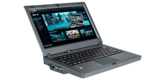 Ein geöffnetes Joy-Pi Note Laptop auf weißem Hintergrund zeigt auf dem Bildschirm eine Lernoberfläche für Elektronik und Programmierung mit dem Raspberry Pi.