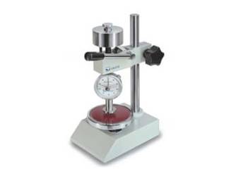 Prüfstand für Härteprüfgeräte