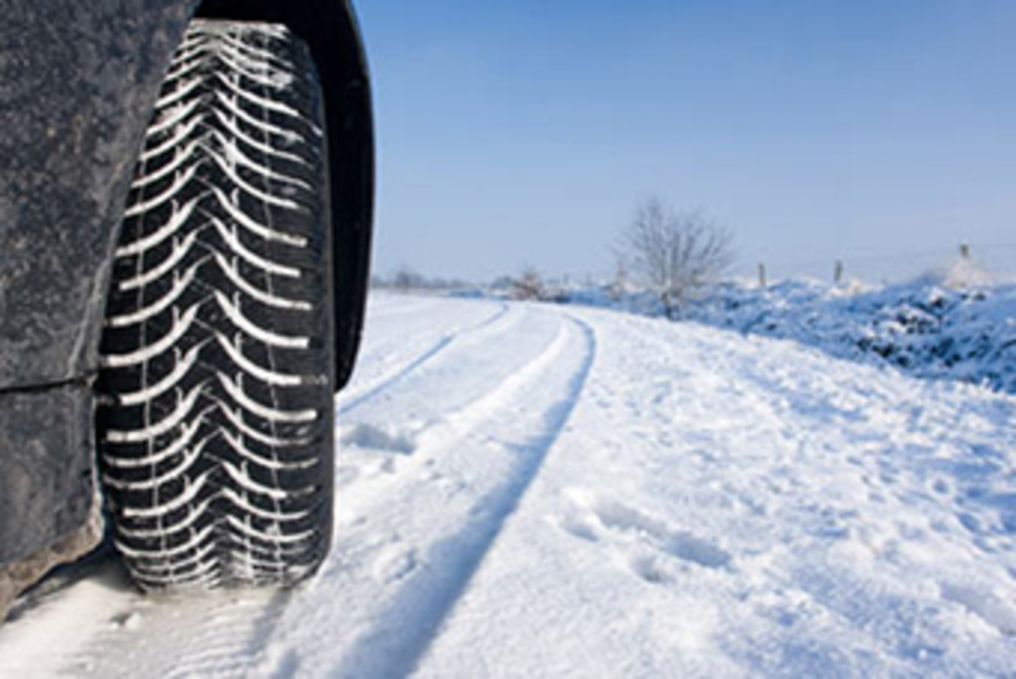 Machen Sie Ihr Auto winterfit ▻ Winterartikel und Radwechselanleitung