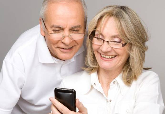 Seniorenhandy – immer mobil unterwegs