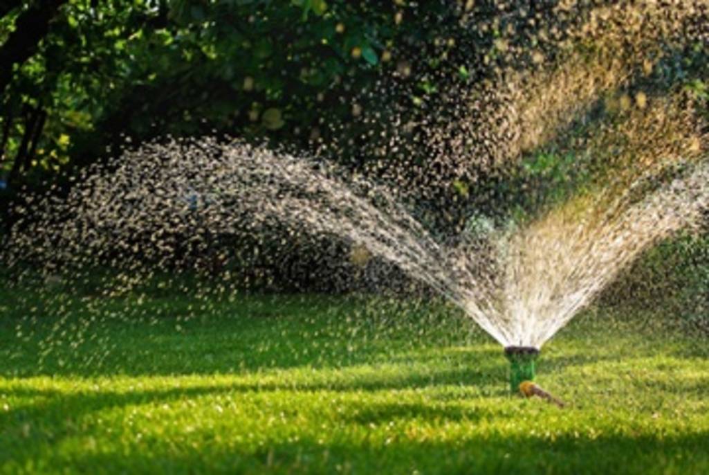 Rasensprenger, Regner, Sprinkler entdecken » Online Shop Conrad.at