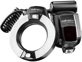 Mit Ringblitzgeräten sollen Schatten auf Bildern vermieden werden.