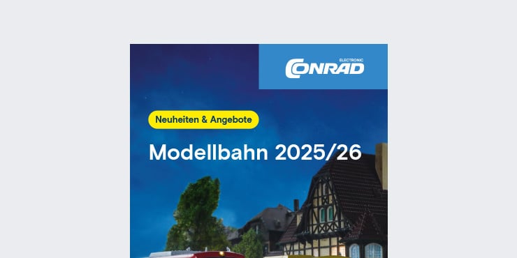 Blaue Titelseite des Modellbahnkatalogs 2025/2026 mit dem Text «Neuheiten und Angebote, Modellbahn 2025/26»