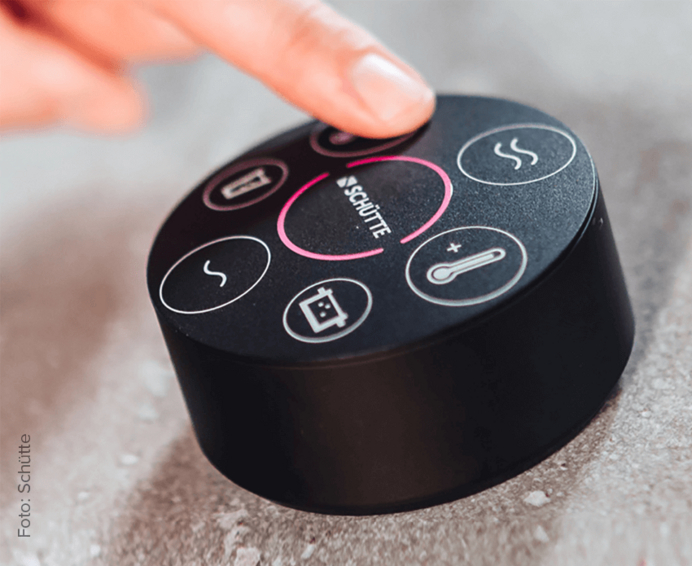 Das Bild zeigt die Smart-Control-Einheit, den DOT, der Schuette Aquadot Spültischarmatur.