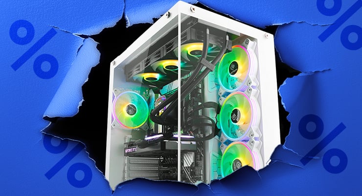 Une tour PC transparente équipée de ventilateurs RGB lumineux apparaît derrière un fond bleu déchiré.