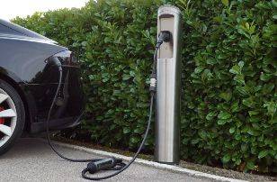 Ricarica auto elettrica