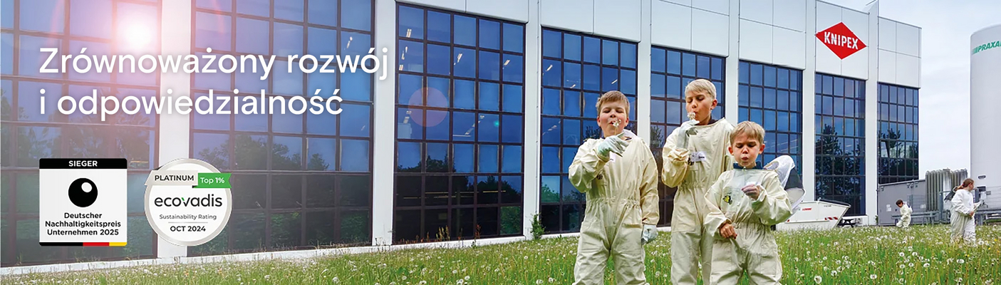 Troje dzieci w kombinezonach stoi na trawniku przed nowoczesnym budynkiem firmy Knipex. Tekst brzmi: „Zrównoważony rozwój i odpowiedzialność”.