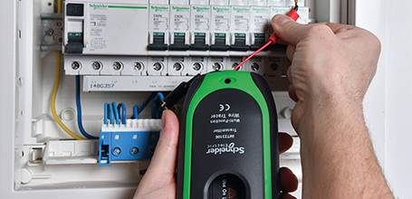 Testery a lokátory káblov – vyberte si model na profesionálne použitie